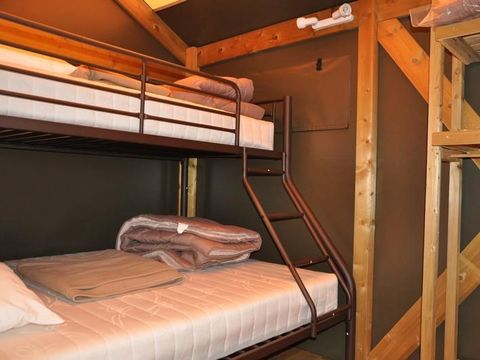 Tente en toile et en bois 5 personnes - LODGE, sans sanitaire