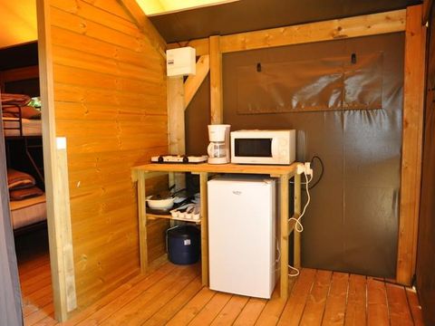 Tente en toile et en bois 5 personnes - LODGE, sans sanitaire
