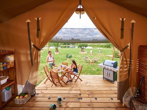 BUNGALOW TOILÉ 6 personnes - Lodge Classique (sans sanitaires)