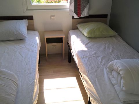 CHALET 4 personnes - GRAND CONFORT 2 Ch 40M2 avec terrasse couverte et fermée