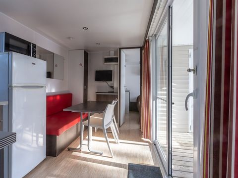 MOBILHOME 5 personnes - Cottage face au jeux enfants