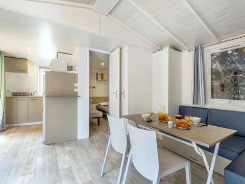 Mobilhome 6 personnes - Mobil-home | Comfort XL | 2 Ch. | 4/6 Pers. | Terrasse surélevée | Clim.
