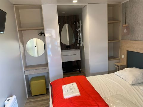 MOBILHOME 4 personnes - C- Mobil-home Méditerranée CONFORT Climatisé 2 chambres 1/4 pers.