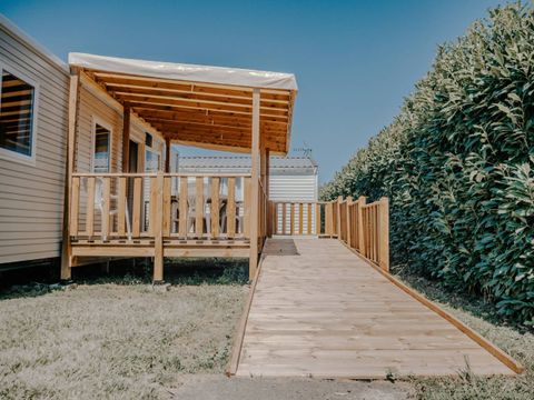 MOBILHOME 4 personnes - HELIOS - PMR - 2 chambres 32m² avec terrasse couverte