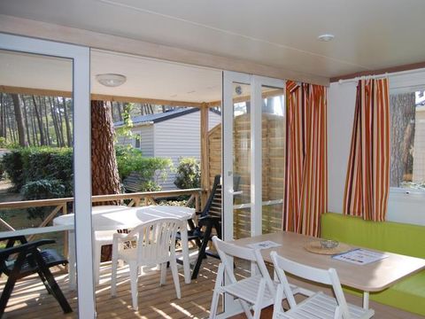 MOBILHOME 6 personnes - Mobil home Lodgia option climatisation (4 adultes max + 2 pers. - 18 ans) 4/6 pers