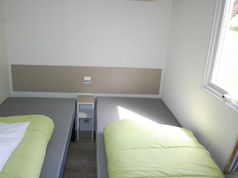 Mobilhome 4 personnes - Mobil home 25m2 + terrasse couverte 4 pers