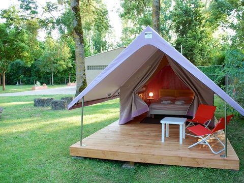 Tente en toile et en bois 2 personnes - Canada Treck