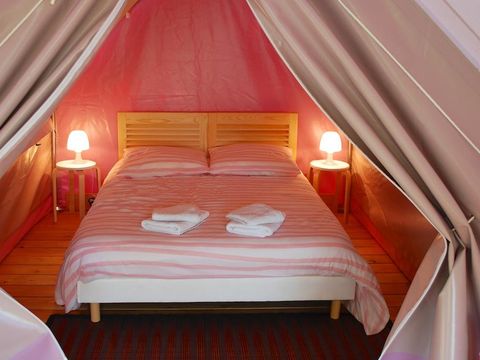 Tente en toile et en bois 2 personnes - Canada Treck