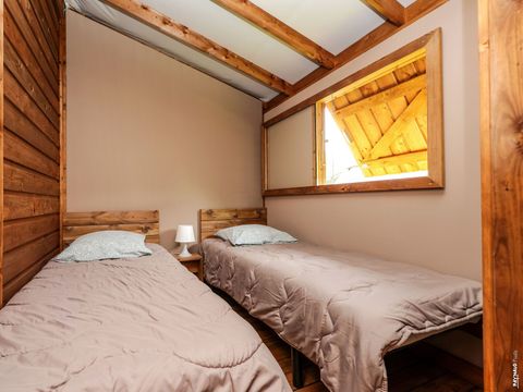 HÉBERGEMENT INSOLITE 4 personnes -  Ecolodge Premium tout confort 4 pers
