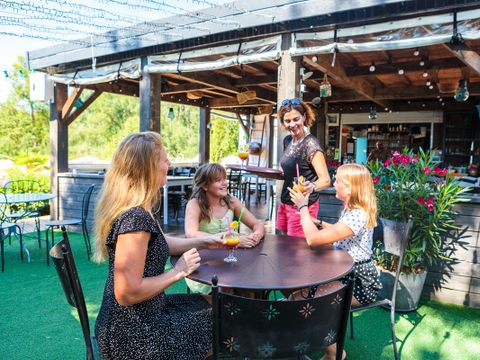 Flower Camping Le Soleil des Bastides - Camping Tarn - Image N°14