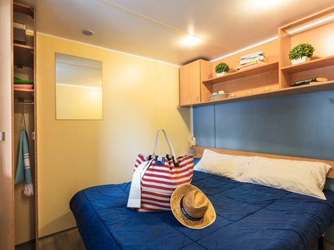 MOBILHOME 6 personnes - Comfort | 2 Ch. | 4/6 Pers. | Terrasse simple | Clim.