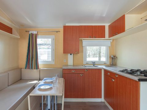 BUNGALOW 6 personnes - Mobil-home | Comfort | 3 Ch. | 6 Pers. | Terrasse surélevée | Clim.