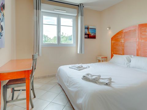 APPARTEMENT 6 personnes - 3 pièces PMR avec balcon