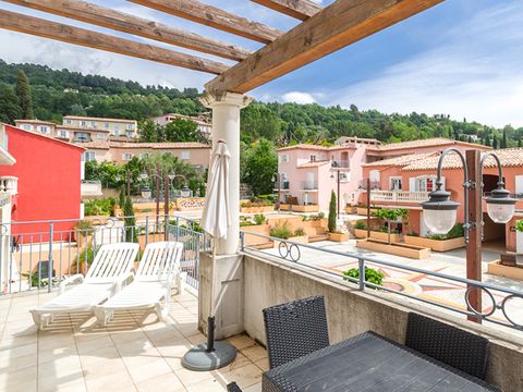 APPARTEMENT 8 personnes - 4 pièces avec balcon
