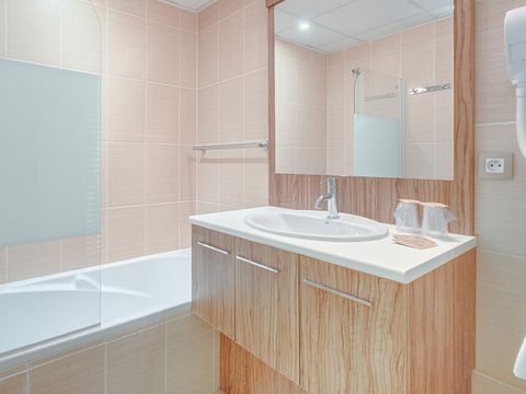 Studio 2 personnes - 15 à 21m² avec balcon