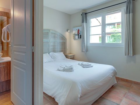 VILLA 8 personnes - PMR piscine privative