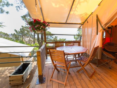 TENTE TOILE ET BOIS 5 personnes - VICTORIA