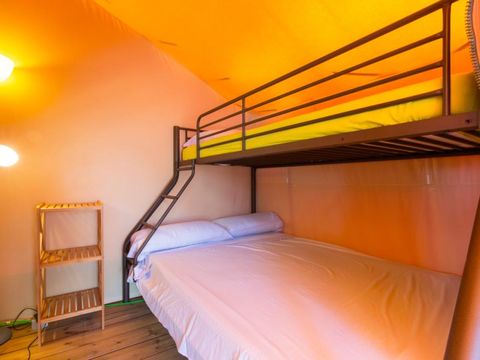 TENTE TOILE ET BOIS 5 personnes - KENYA