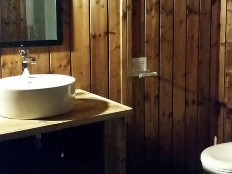 TENTE 4 personnes - LOGGIA 2 chambres/mezzanine avec salle de bains