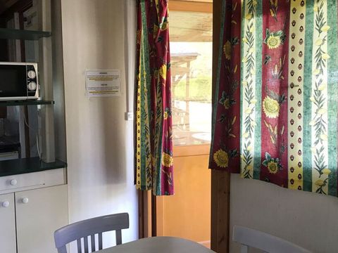 BUNGALOW 4 personnes - En bois 