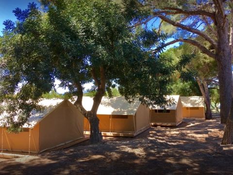 Tente en toile et en bois 1/4 personnes - Glamping Lodge