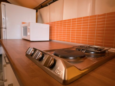 Tente en toile et en bois 1/4 personnes - Glamping Lodge