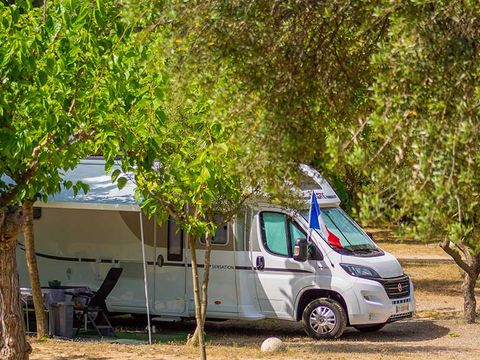 Emplacement - Premium Camping Car 1/6 pers