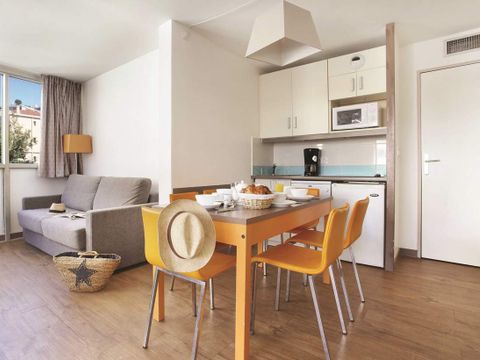 APPARTEMENT 4 personnes - Studio cabine
