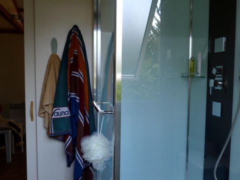 Chalet 4 personnes - Bouleau Standard 20m² - 2 chambres - Terrasse couverte 10m²