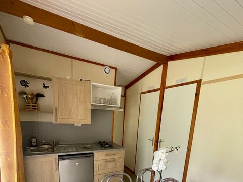 Chalet 4 personnes - Peuplier Standard 26m² - 2 chambres - Terrasse couverte 10m² - Clim - TV