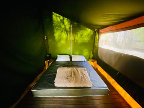 Tente 5 personnes - Safari Acacia Standard 23m² - Sans sanitaires - 2 chambres - Terrasse couverte 12m²