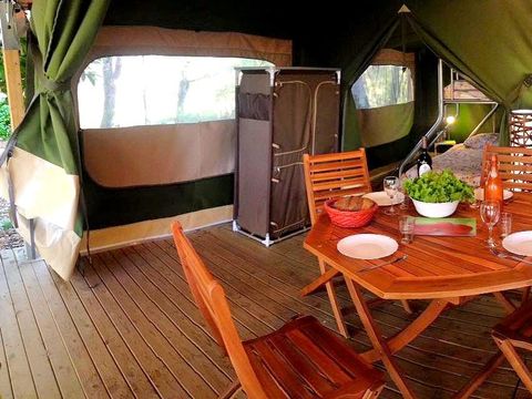 Tente 5 personnes - Safari Acacia Standard 23m² - Sans sanitaires - 2 chambres - Terrasse couverte 12m²