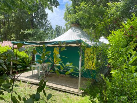 Bungalow toilé 5 personnes - Cerisier Standard 25m² - 2 chambres - Terrasse couverte 10m²