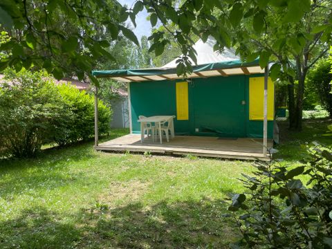 Bungalow toilé 5 personnes - Cerisier Standard 25m² - 2 chambres - Terrasse couverte 10m²