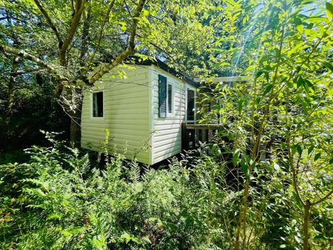 Mobilhome 4 personnes - Chêne Confort 30m² - 2 chambres - Terrasse couverte 14m²