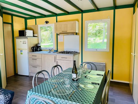CHALET 6 personnes - Chalet Epicea Confort 32m² - 3 chambres - Terrasse couverte 15m² 6 pers. 