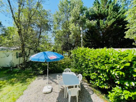 Mobilhome 4 personnes - Frêne Confort 23m² - 2 chambres - Terrasse couverte 4m²
