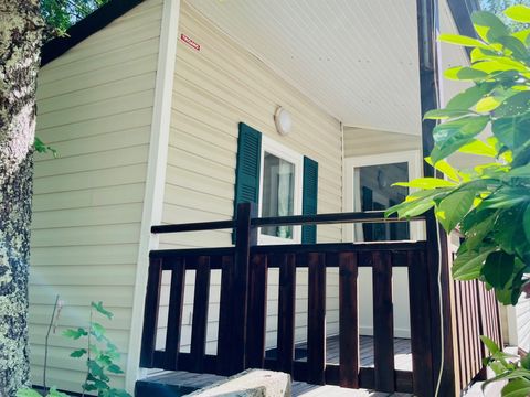 Mobilhome 4 personnes - Frêne Confort 23m² - 2 chambres - Terrasse couverte 4m²