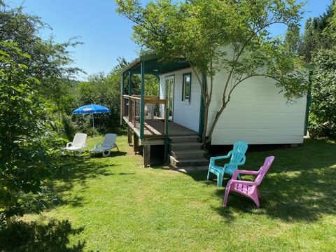 Chalet 4 personnes - Pommier Vue Montagne Confort 23m² - 2 chambres - Terrasse couverte 15m² - Clim - TV