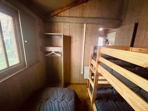 LODGE 5 personnes - Lodge Erable Confort 25m² - 2 chambres + Terrasse couverte 12m² 5 pers.