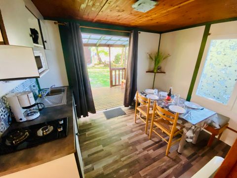 Chalet 5 personnes - Hibiscus Standard 20m² - 2 chambres - Terrasse couverte 10m²