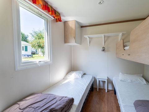 MOBILHOME 4 personnes - Loggia Classic 26m² - Terrasse découverte - climatisation - TV