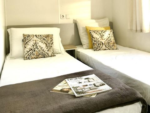 MOBILHOME 6 personnes - Mobil Home Laurier Grand Confort Climatisation avec terrasse 3 chambres