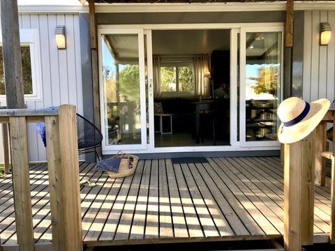 MOBILHOME 6 personnes - Mobil Home Laurier Grand Confort Climatisation avec terrasse 3 chambres