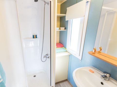 MOBILHOME 4 personnes - Classic | 2 Ch. | 4 Pers. | Terrasse simple | Clim.