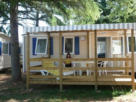 MOBILHOME 6 personnes - Classique | 3 Chambres | 6 Couchages | Terrasse semi couverte | 1 Salle de bain