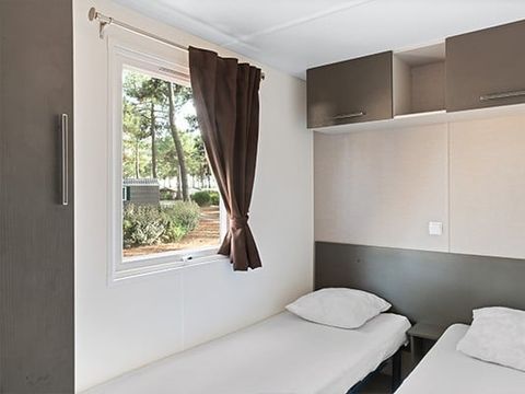Mobilhome 6 personnes - Classic | 3 Ch. | 6 Pers. | Terrasse surélevée | Clim.
