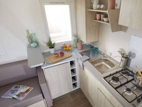 Mobilhome 6 personnes - Confort | 3 Chambres | 6 Couchages | Terrasse semi couverte | 1 Salle de bain | Climatisation