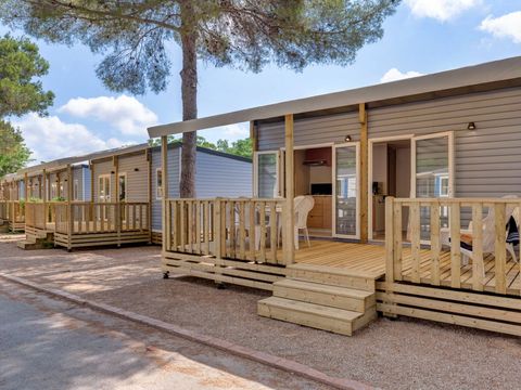 MOBILHOME 4 personnes - Premium | 2 Chambres | 4 Couchages | Terrasse semi couverte | 1 Salle de bain | Climatisation