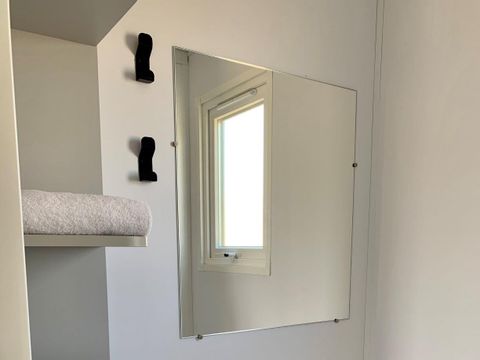 MOBILHOME 4 personnes - PREMIUM 34m² - (4pers)  2 CH + 2  SDB + LV + TV + Barbecue + Terrasse